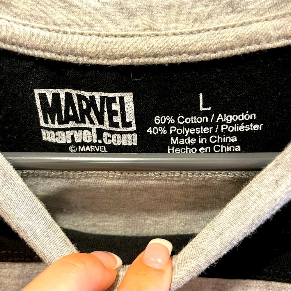 Marvel women’s multi-color tee - Picture 3 of 3